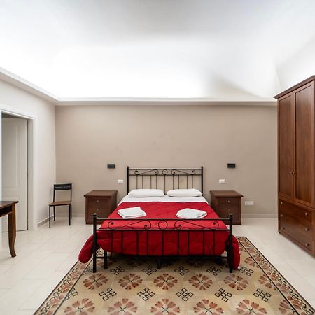 Bellinikatanesuite Catania Bagian luar foto