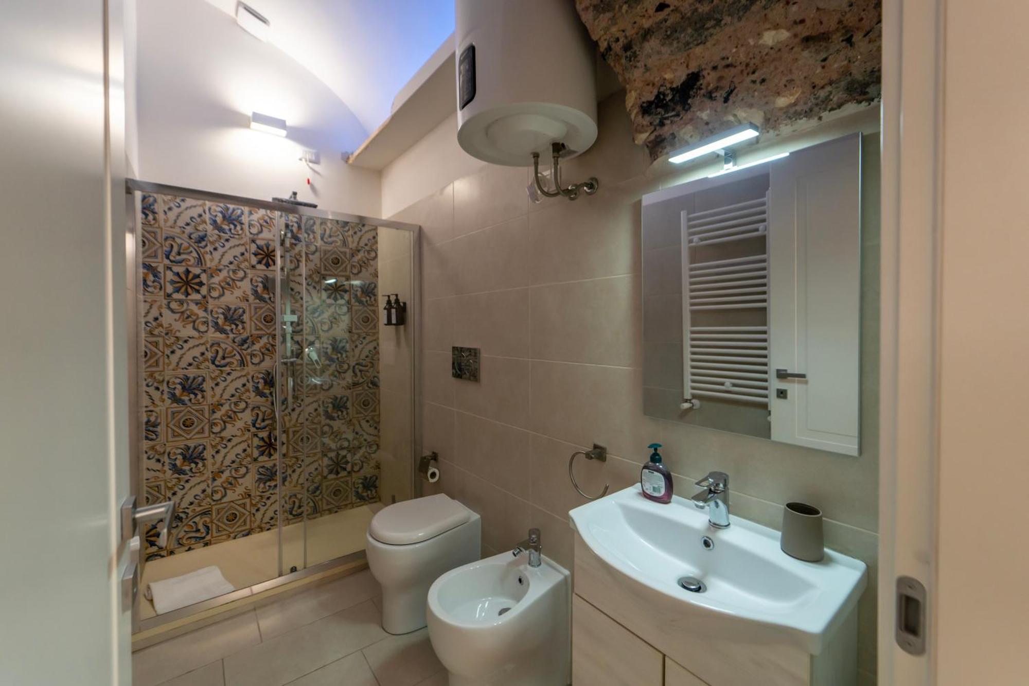 Bellinikatanesuite Catania Bagian luar foto